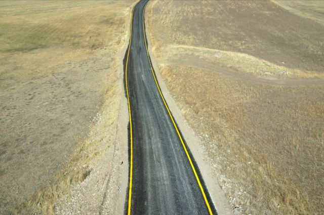 erzurum-buyuksehir-kirsalda-ulasim-yatirimlarini-surduruyor