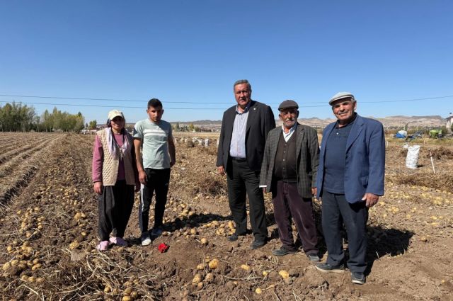 chp’li-gurer:-nigde’de-patates-ureticisi-alici-bulamiyor