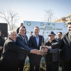 balikesir’de-ureticiye-incir-fidani-destegi