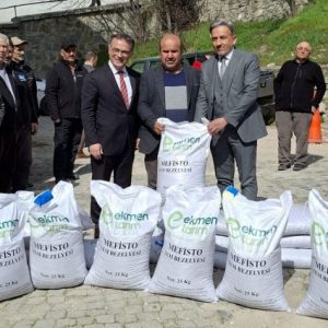 bolu’da-ureticilere-7-ton-yem-bitkisi-tohumu-dagitildi