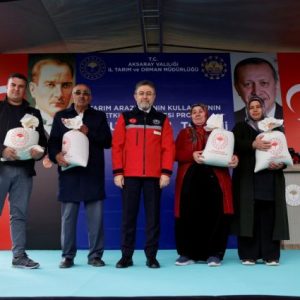 yumakli:-turkiye’de-tohum-uretimi-1,35-milyon-tona-ulasti