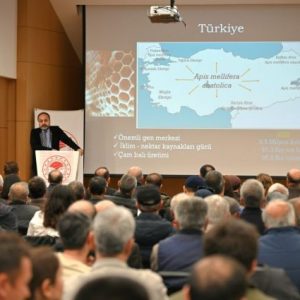 denizli-tarim-mudurlugu-aricilik-egitim-toplantisi-duzenledi