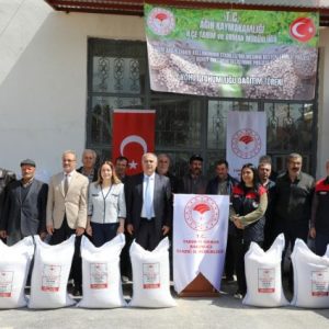 elazig-il-tarim-ve-orman-mudurlugu-%75-hibeyle-nohut-tohumu-dagitti