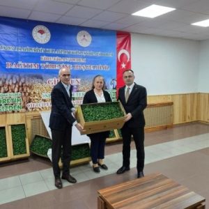 giresun’da-%75-hibeli-domates-fidesi-dagitimi-yapildi