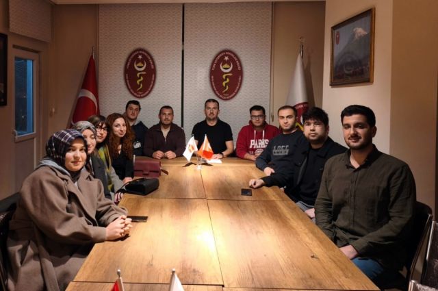 kars-vho’dan-intorn-veteriner-ogrencilere-destek