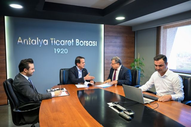 antalya'da-ciftciye-ozel-sosyal-guvenlik-modeli-gelistiriliyor