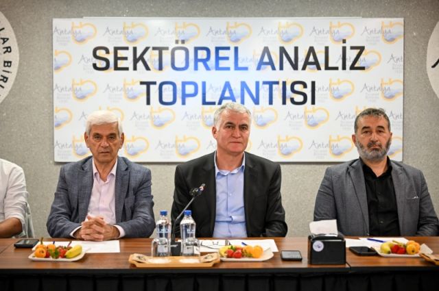 atb:-antalya'da-bugday-rekoltesinde-yuzde-25-artis-bekleniyor