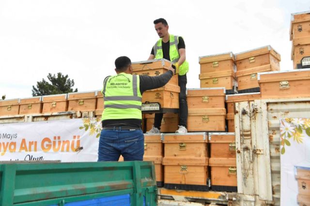 abb-cubuk’ta-5-bin-ari-kovani-destegi-dagitti