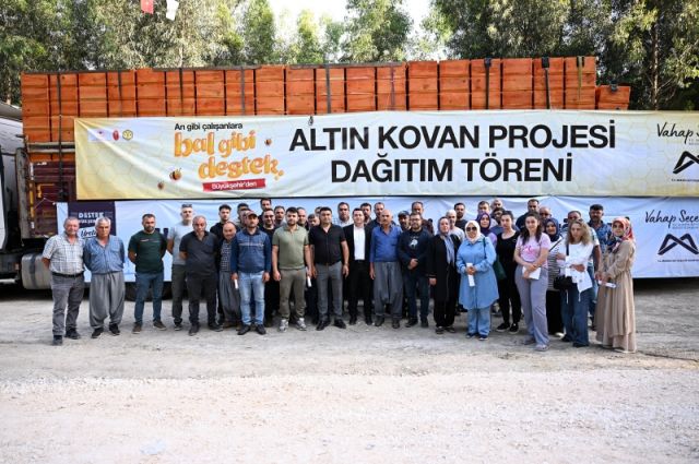 mersin-bb'den-ureticilere-6.8-milyonluk-dev-tarim-destegi