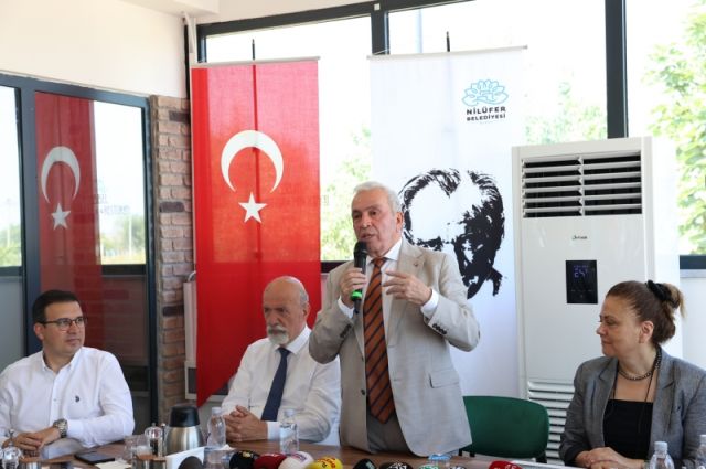 ciftcimiz-ve-koylumuz-bu-topraklarda-iyi-para-kazanmali