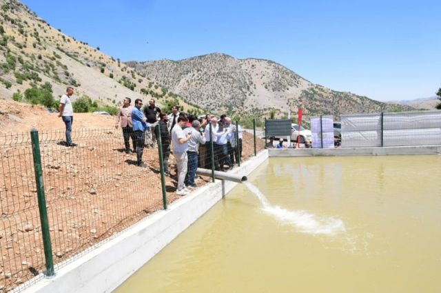 malatya-buyuksehir-puturge'de-sulama-havuzunu-hizmete-acti