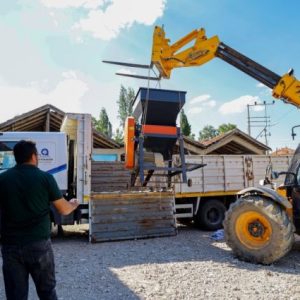 antalya-buyuksehir'den-korkuteli-ureticisine-cifte-destek