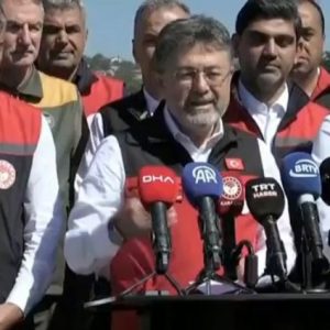 bakan-yumakli-bugday-hasadinda:-rekor-uretim-bekliyoruz